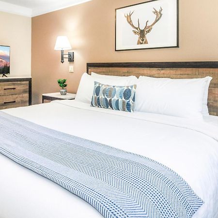 Inn At Mount Shasta Bagian luar foto
