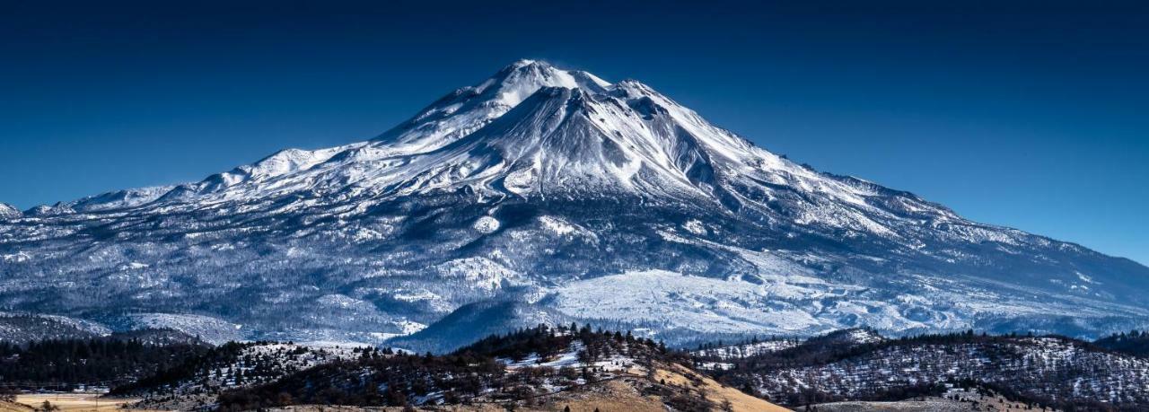 Inn At Mount Shasta Bagian luar foto